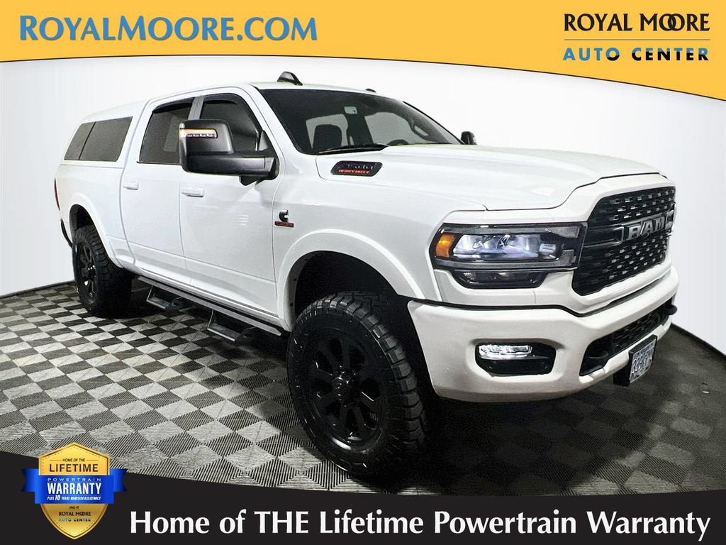 2024 RAM 2500 Big Horn Crew Cab 4x4 6'4" Box in White — front three-quarter view