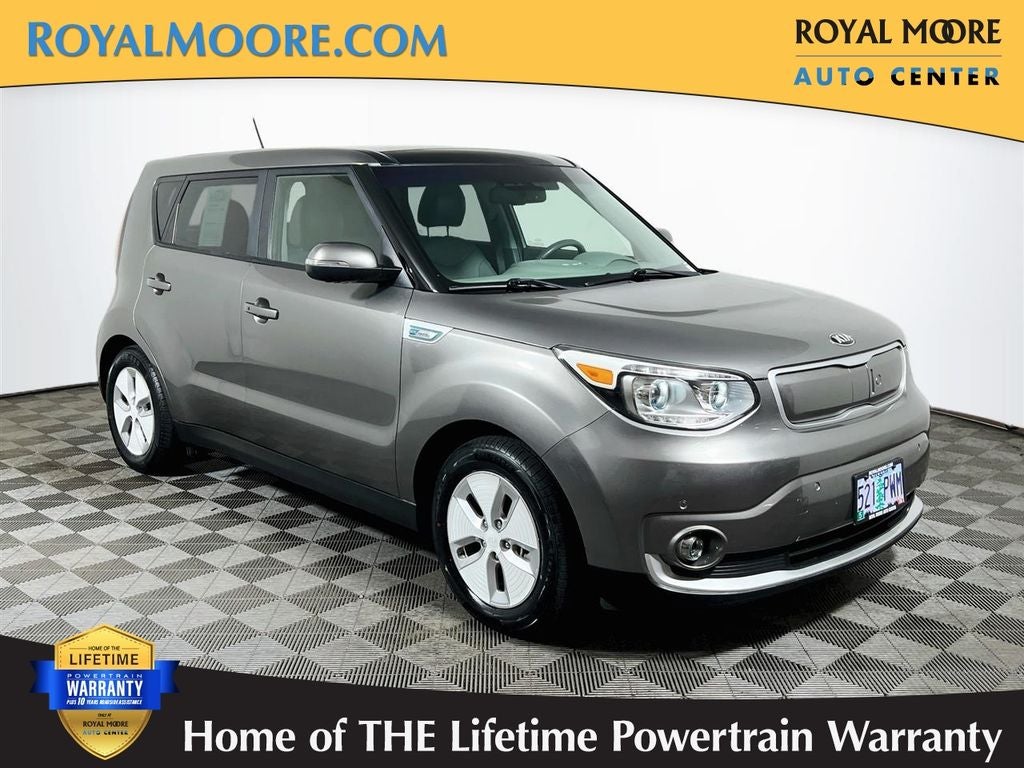 2016 Kia Soul EV Plus in Titanium Gray Metallic — front three-quarter view