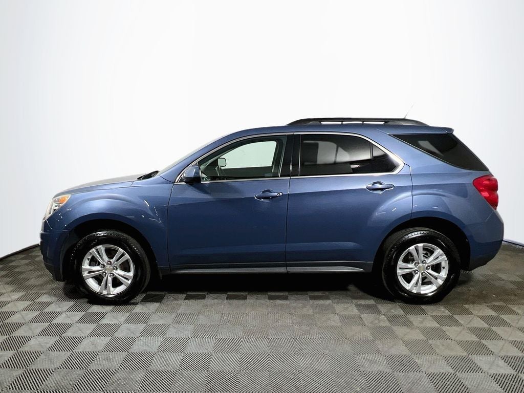 2011 Chevrolet Equinox — interior view