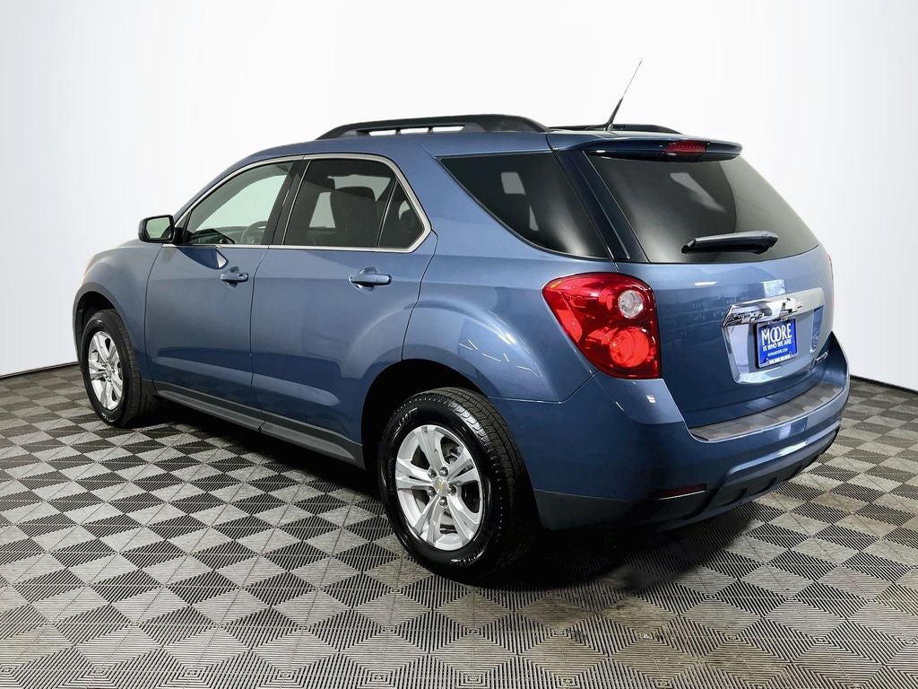 2011 Chevrolet Equinox — detail view