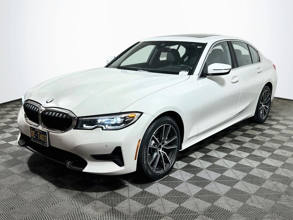 2019 BMW 3 Series — rear three-quarter view